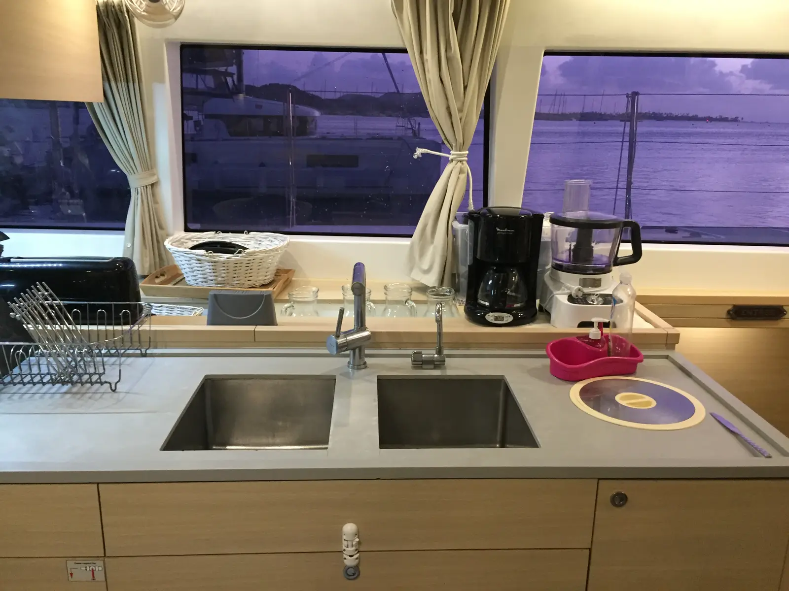 Marlena, Kitchen 2
