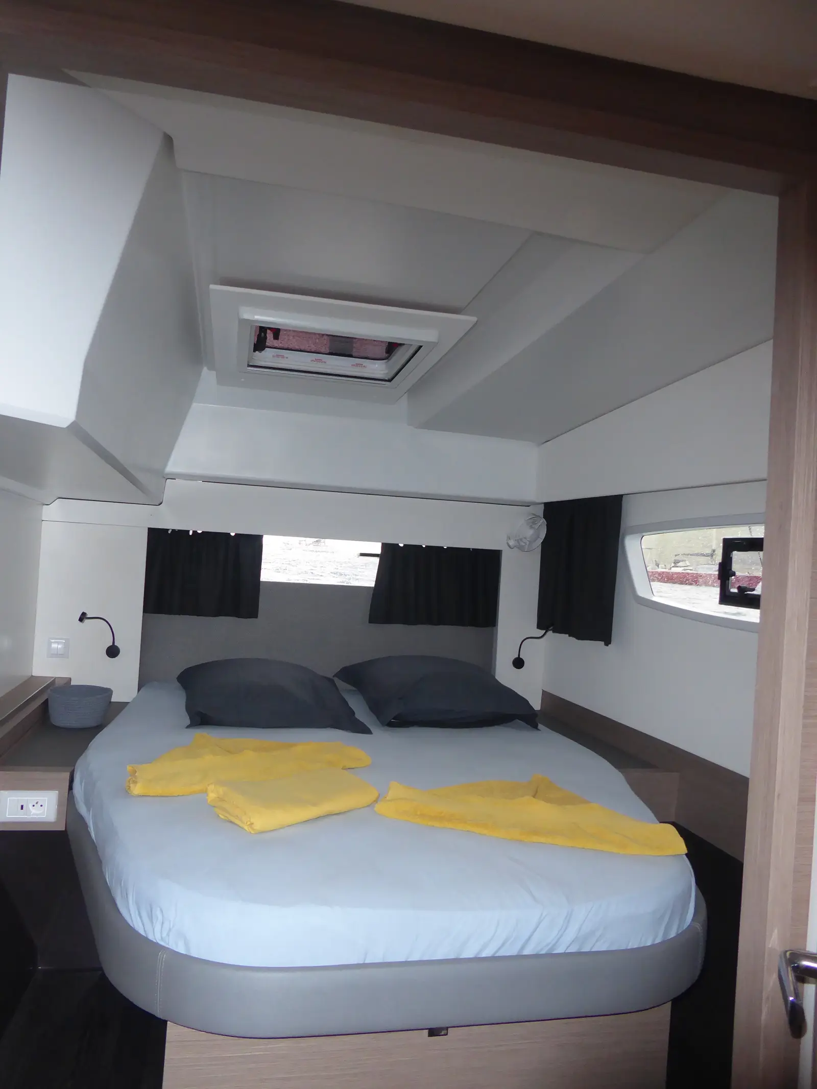 Comfort, Interior image
