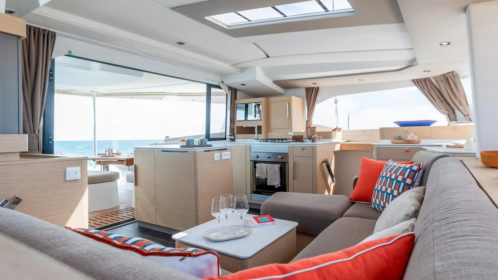 ISABELLA, foto 16