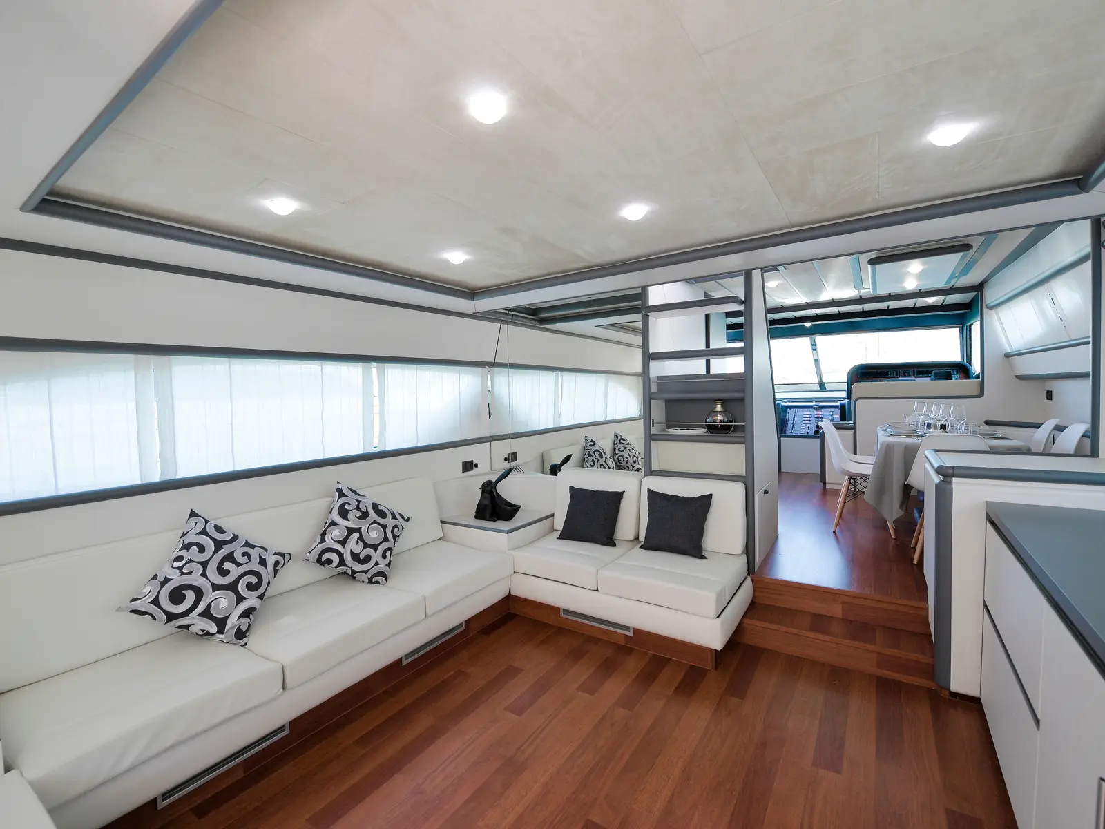Celine, Interior image