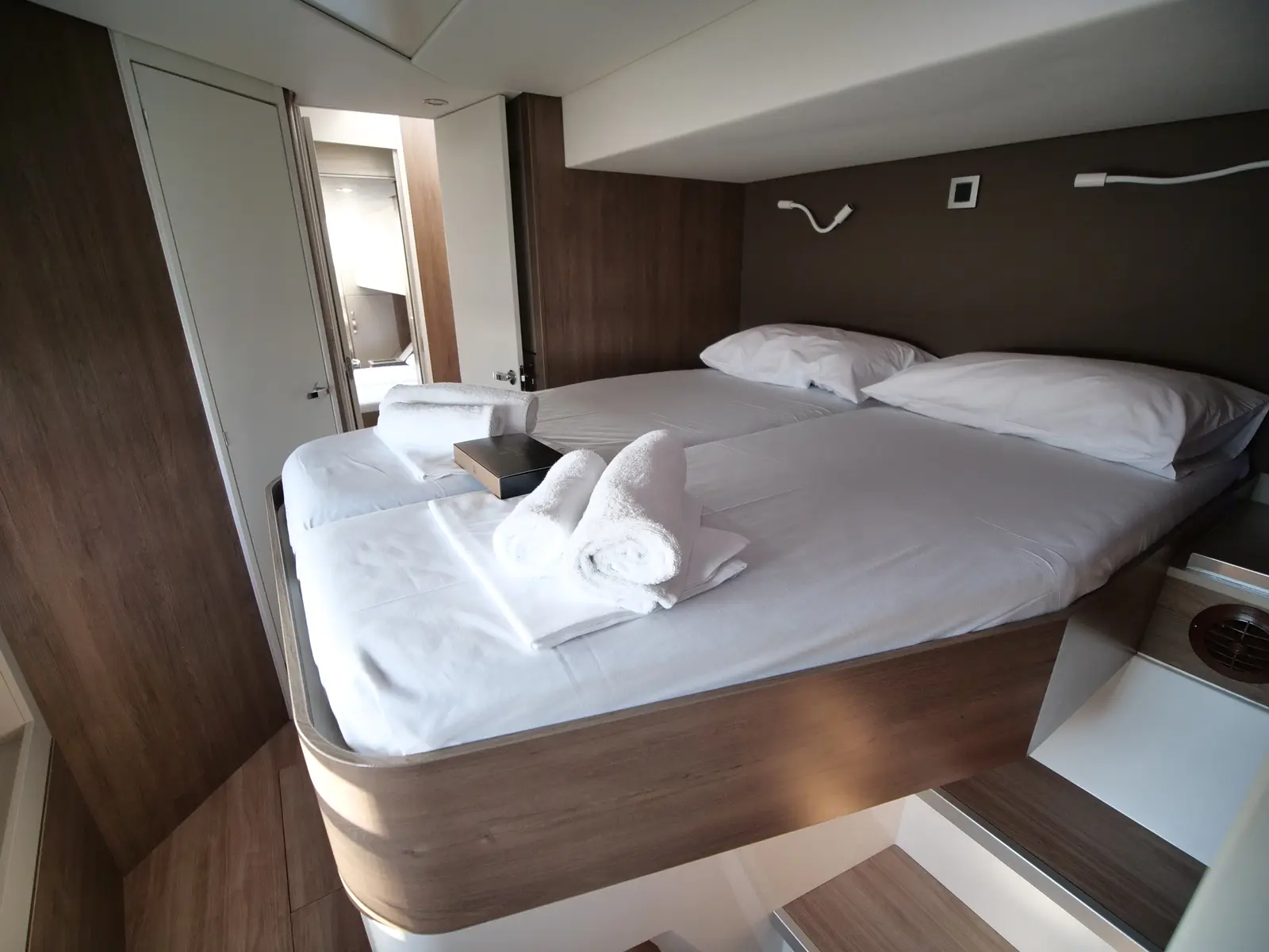 EAGLE, guest cabin 3