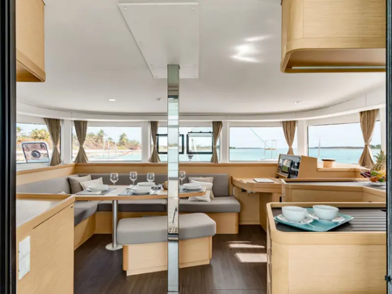 No Name, Interior image