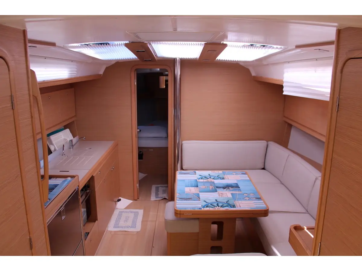 Why Not 16, Interior image