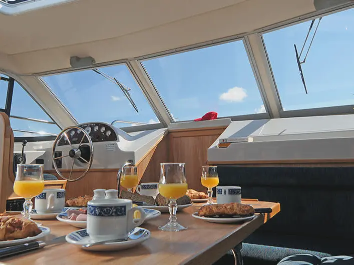 Clipper - Comfort 9, Interior image