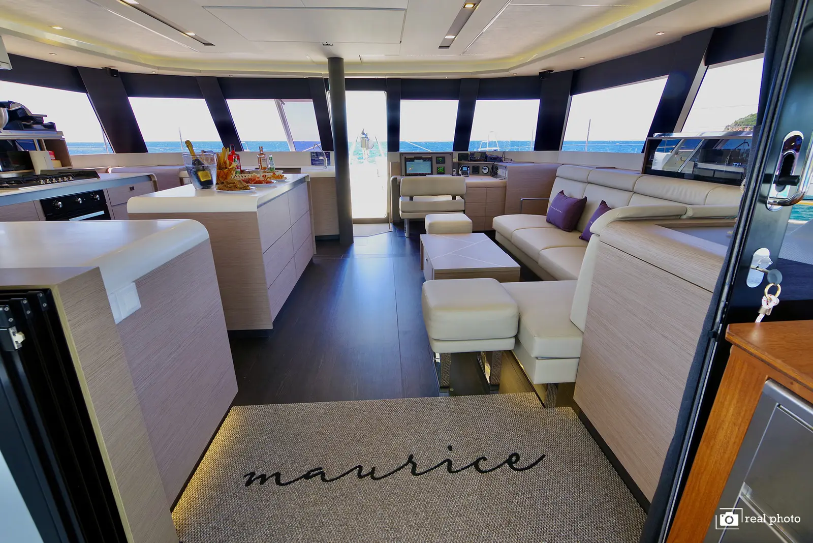 Maurice - Luxury Catamaran, A/C, Generator, Water maker, photograph 26
