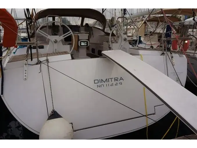 Dimitra, Main image