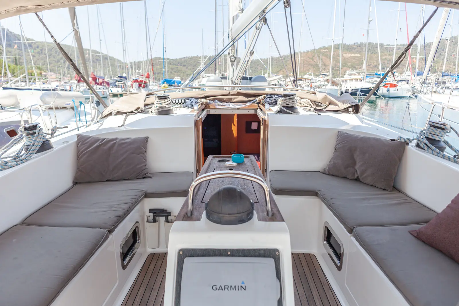 Sail Vega, photograph 9