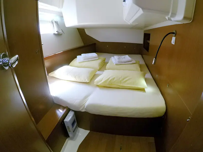 Neška II , Oceanis 45