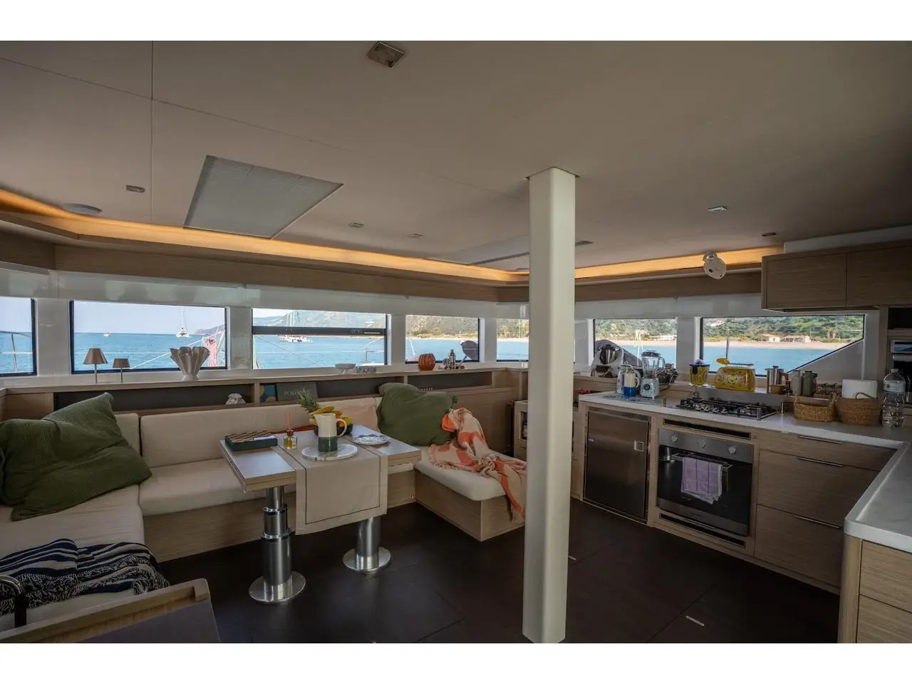 SAILUXE - Sami, Interior image