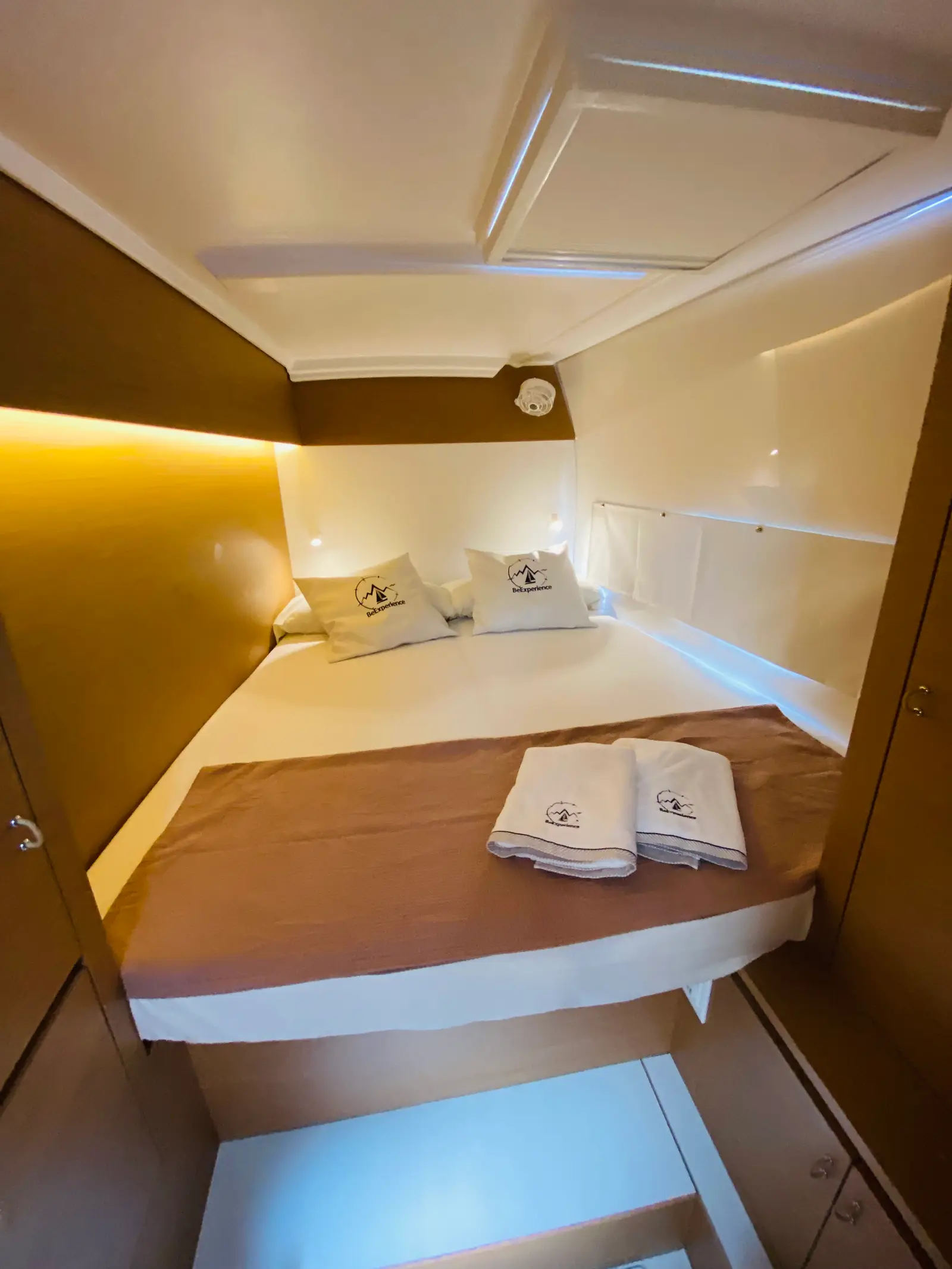 ONE Ibiza  CREWED, photograph 19