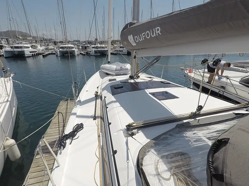 Ljubov, Dufour 470