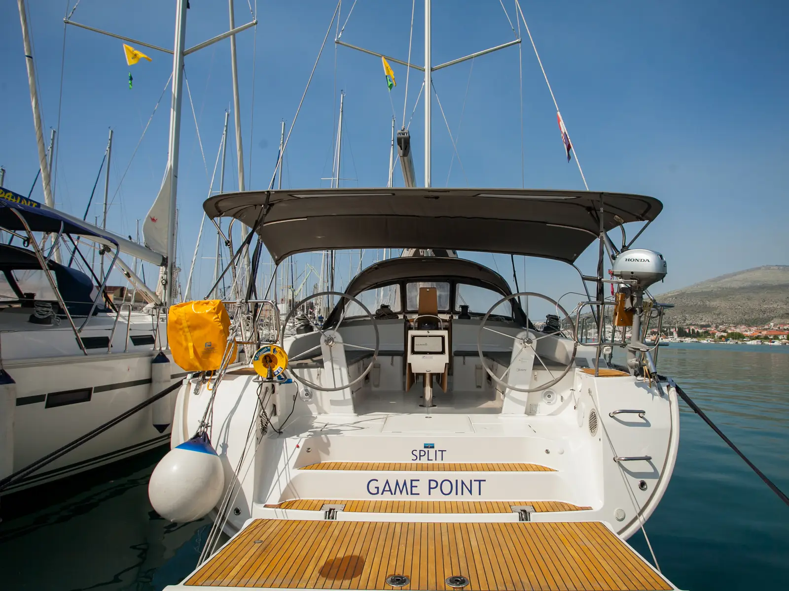 Game Point, Main image