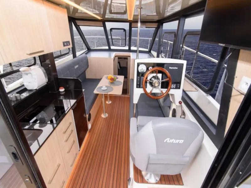 Futura 40 Grand Horizon, Interior image