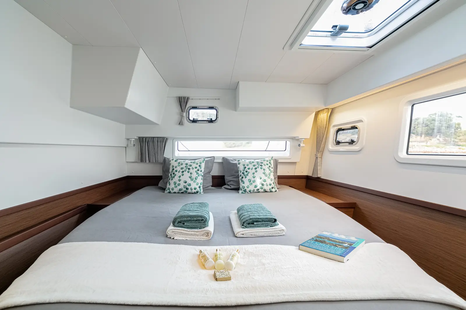 Verne, cabin
