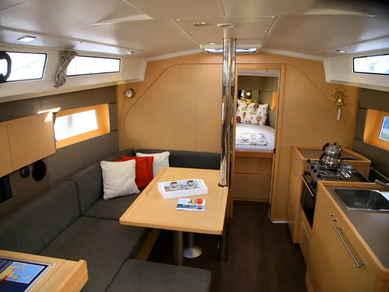 ADA, Interior image