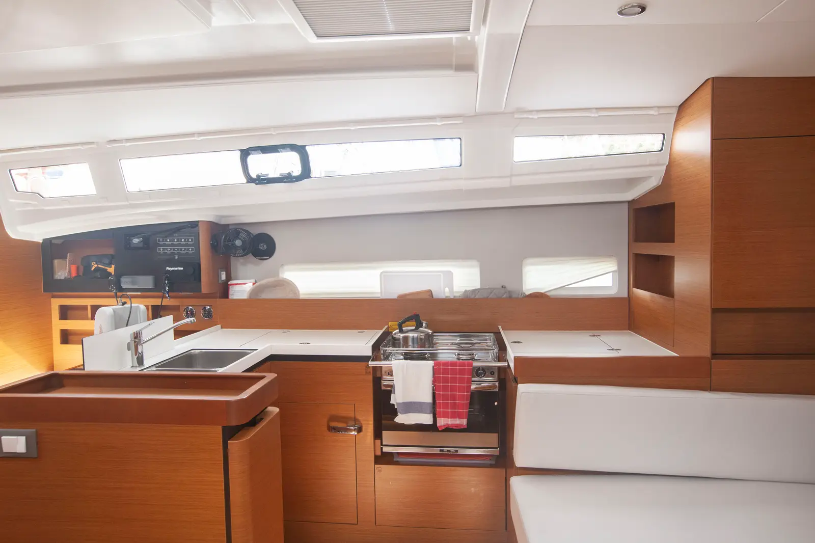 Sea Breeze, Galley