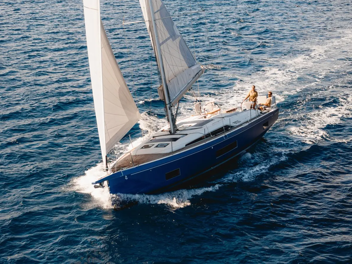 Nina, Main image