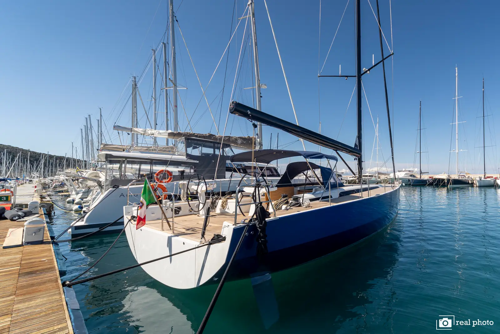 Avalon - Luxury - A/C, Watermaker, foto 22