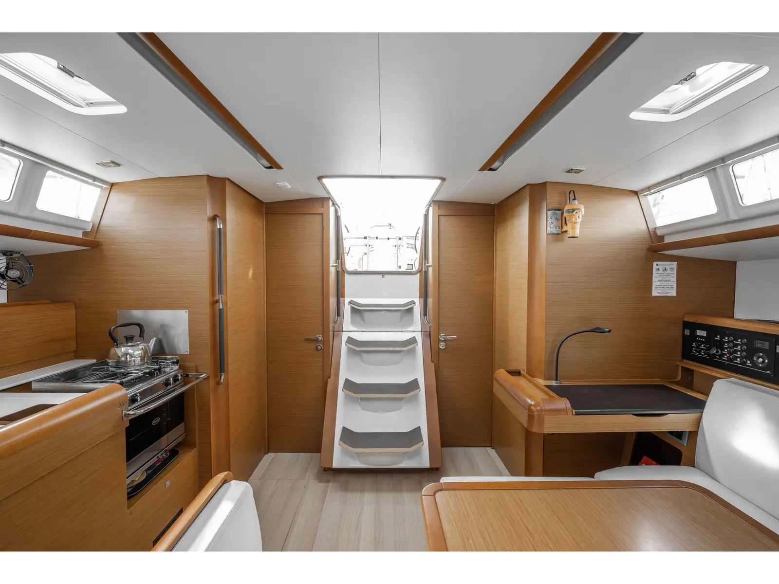ALPHA, Interior image