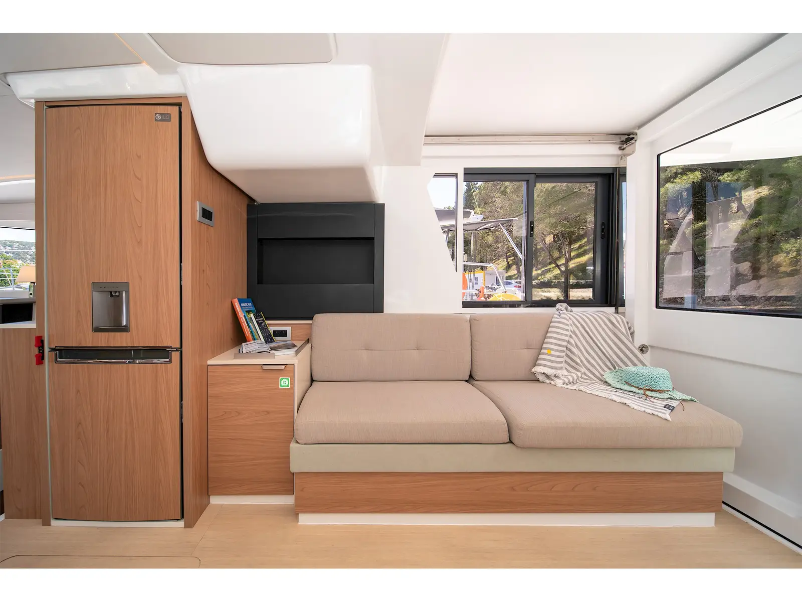 First Feeling, Interior image