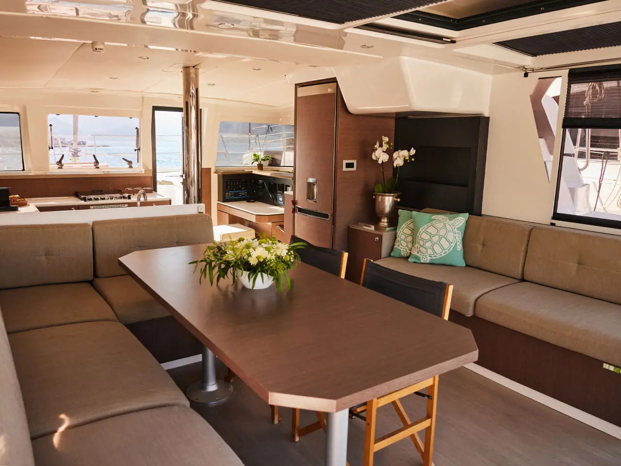 Toddler, Interior image