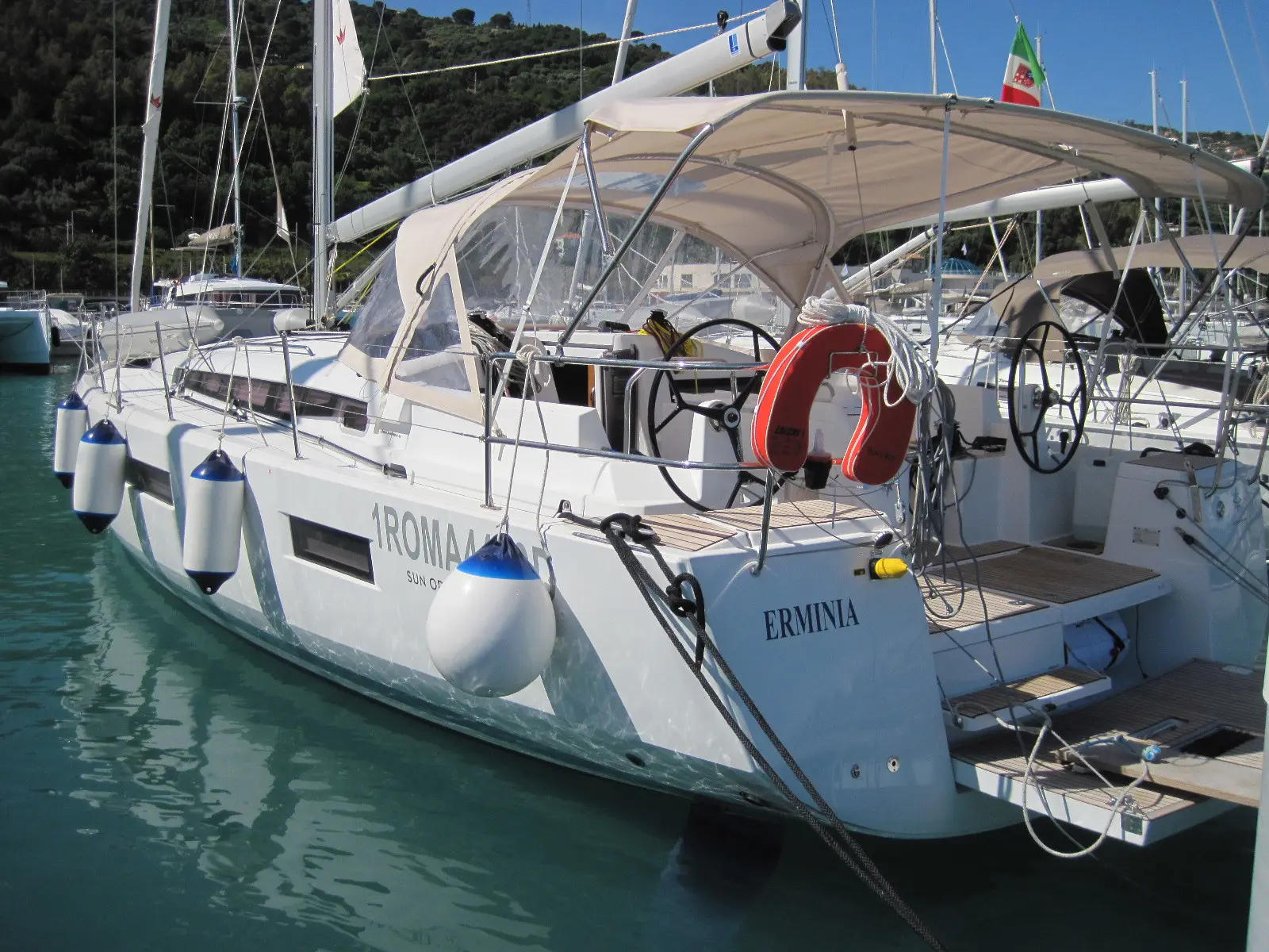 ERMINIA, Main image