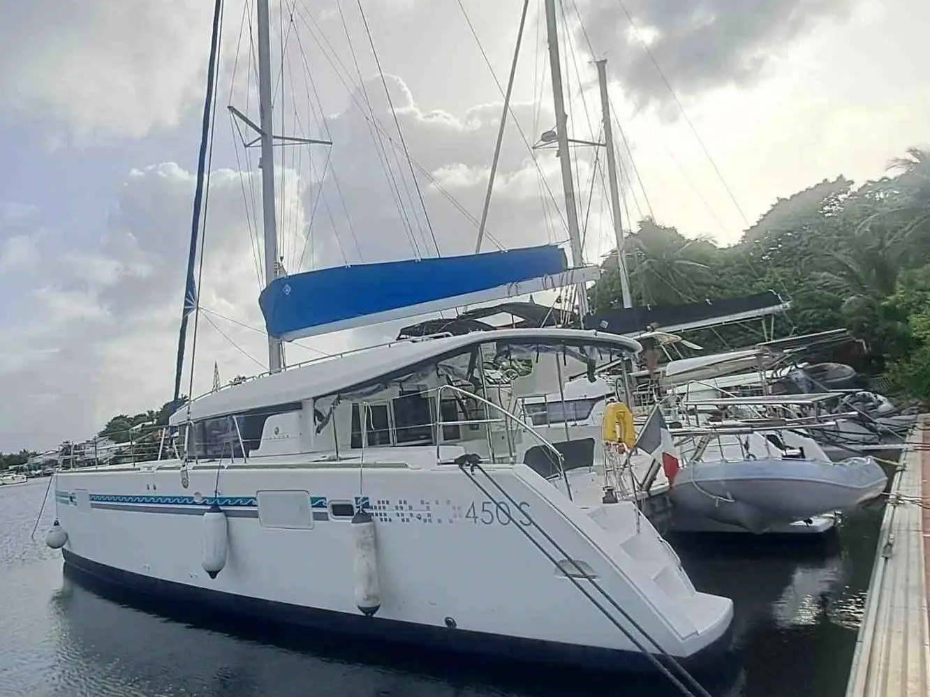 Belle, Lagoon 450 Sport