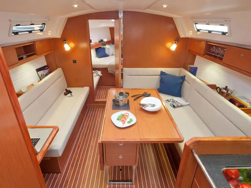 ANGELICA, Interior image