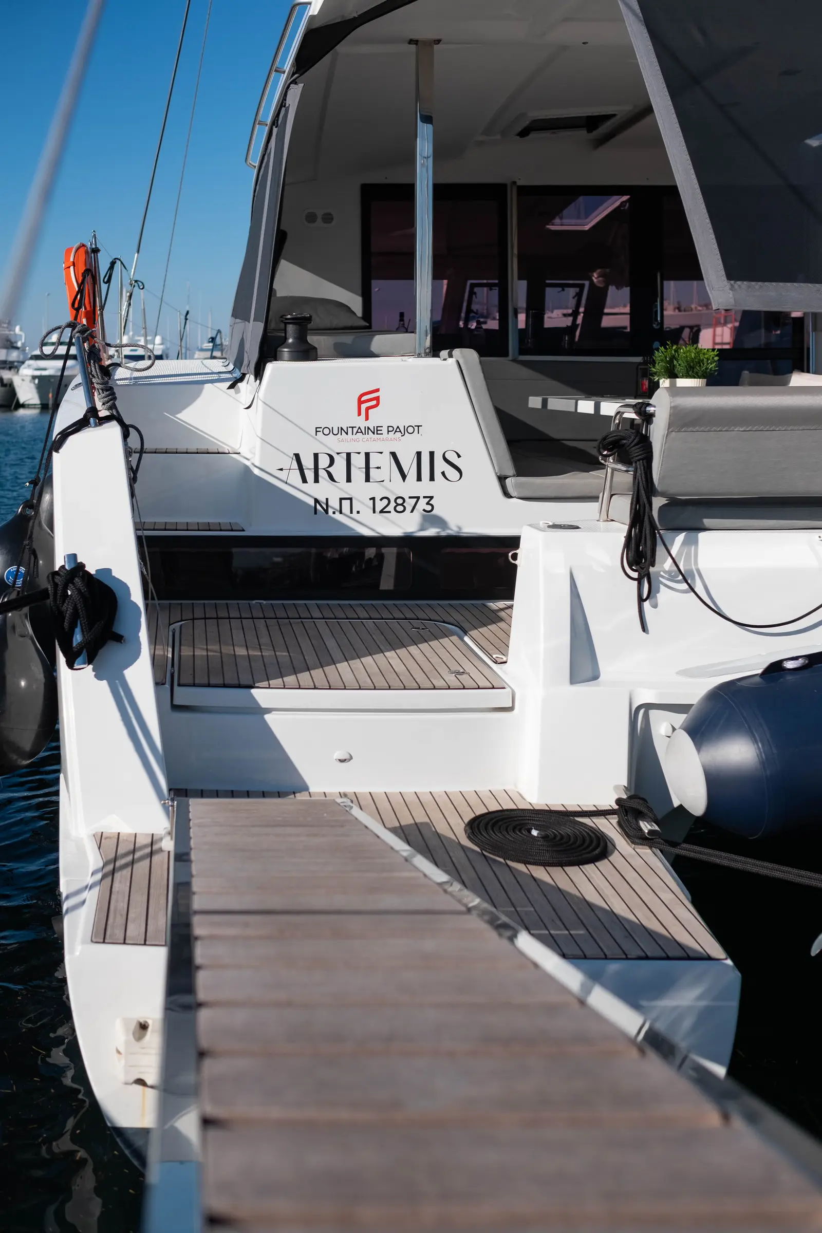 Artemis , photograph 38