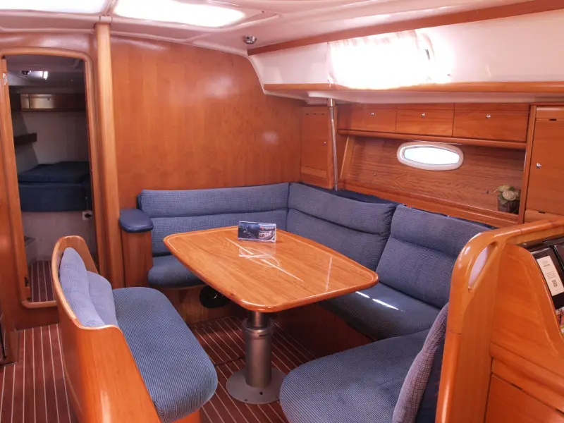 Sea King, Interior image