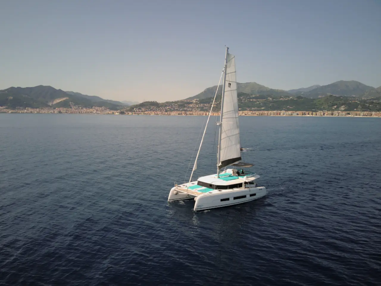 FUTURA, Dufour Catamaran 48