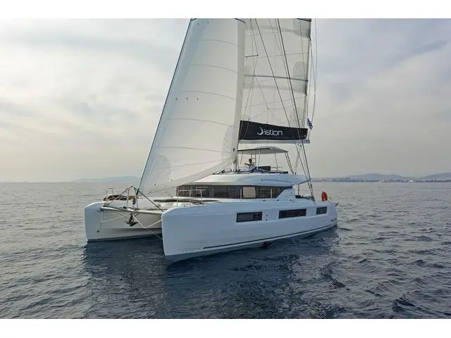 K3, Main image
