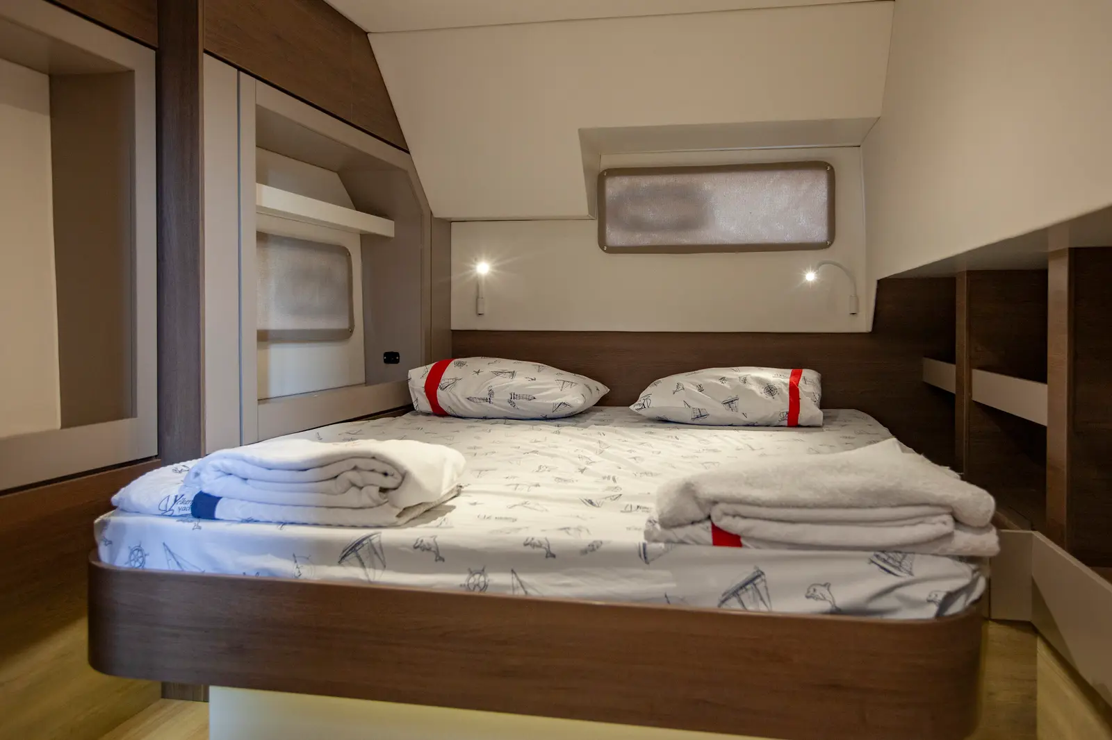 Rhapsody in Blue, Aft Cabin (Starboard side)